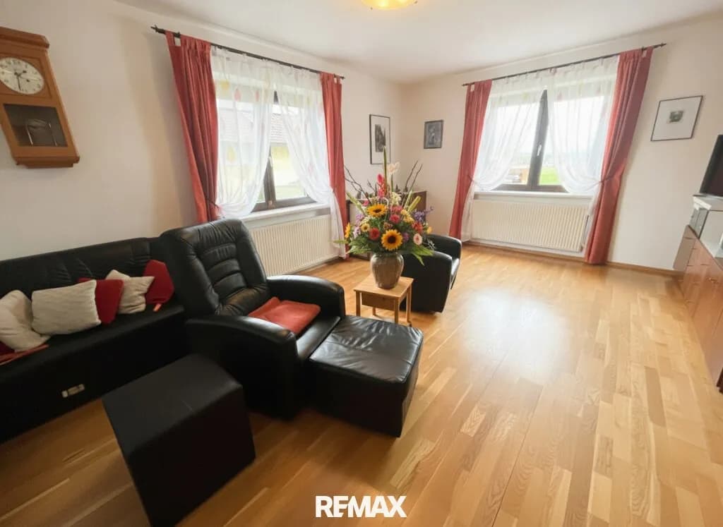 2-Zimmer-Haus kaufen in Neunkirchen – 70 m², € 319.000 – Bild 4 von 26