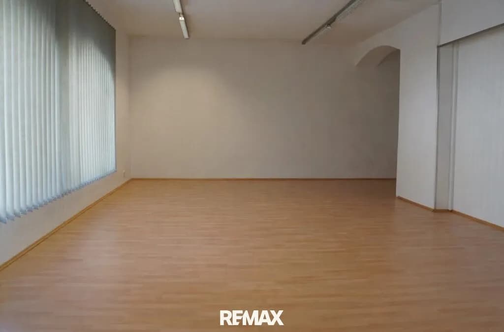 Gewerbeimmobilie mieten in Innsbruck – 120 m², € 1.700