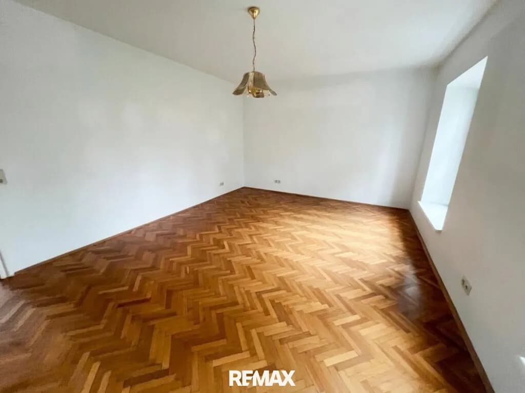 5-Zimmer-Haus kaufen in Neunkirchen – 141 m², € 299.000 – Bild 8 von 17