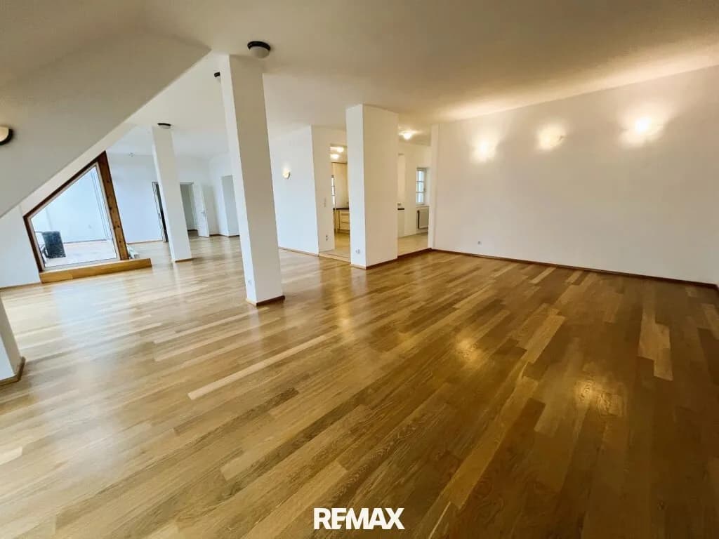 5-Zimmer-Wohnung mieten in Wien – 238 m², € 4.650 – Bild 2 von 32