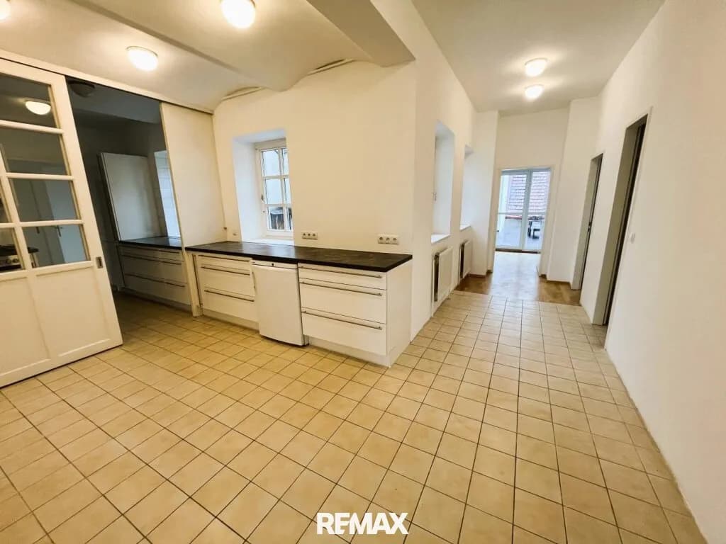 5-Zimmer-Wohnung mieten in Wien – 238 m², € 4.650 – Bild 9 von 32