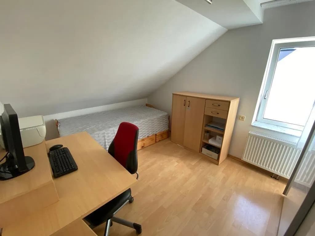 Haus kaufen in Wiener Neustadt – 125 m², € 349.900 – Bild 4 von 22