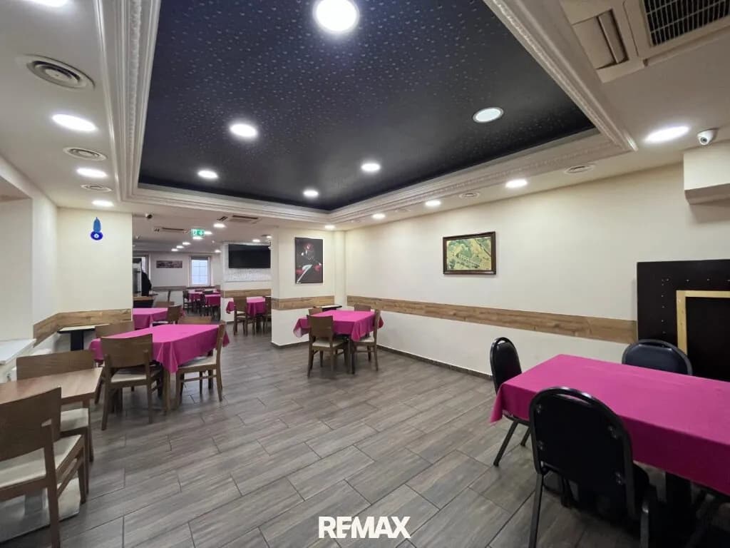 Gewerbeimmobilie kaufen in Baden – 334 m² – Bild 7 von 44