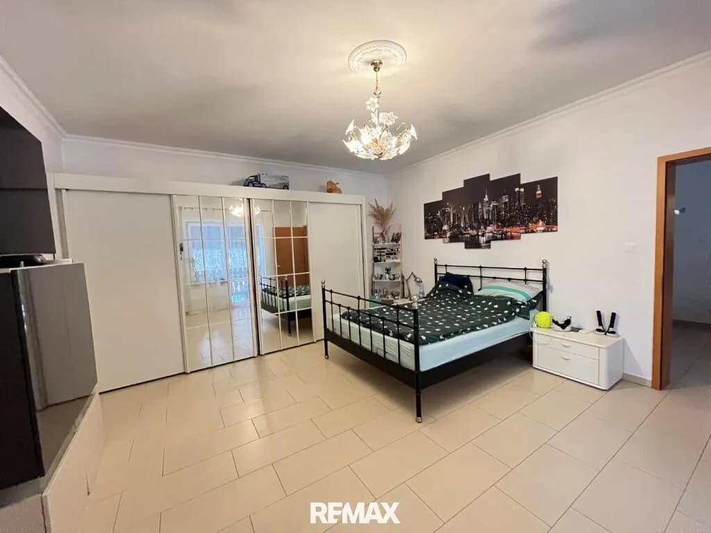 Gewerbeimmobilie kaufen in Baden – 334 m² – Bild 17 von 44