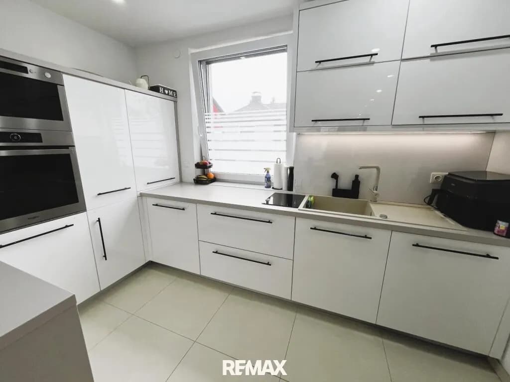 7-Zimmer-Haus kaufen in Wiener Neustadt Land – 266 m², € 850.000 – Bild 5 von 42