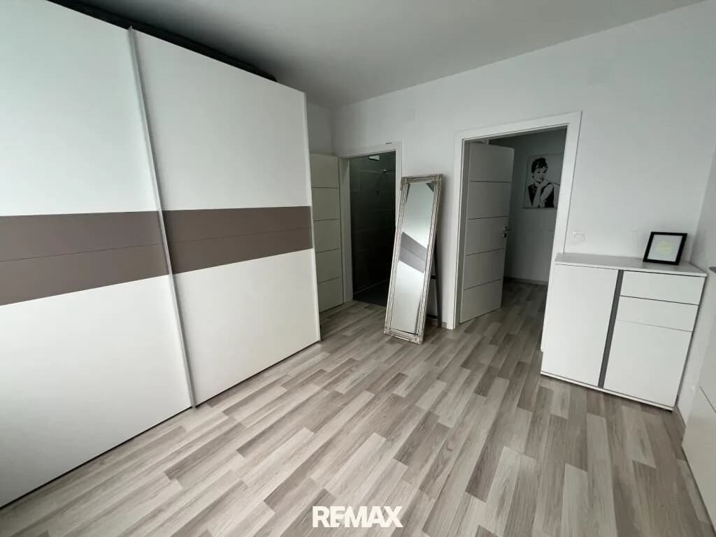 7-Zimmer-Haus kaufen in Wiener Neustadt Land – 266 m², € 850.000 – Bild 6 von 42