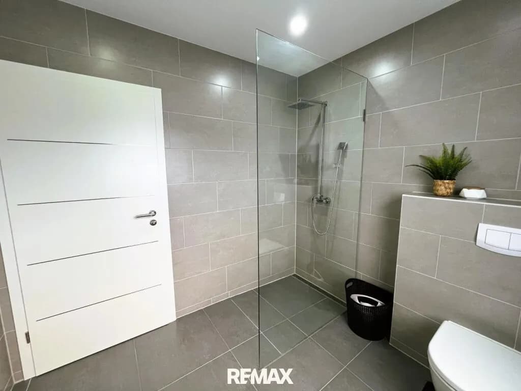 7-Zimmer-Haus kaufen in Wiener Neustadt Land – 266 m², € 850.000 – Bild 7 von 42