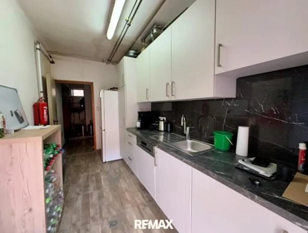 16-Zimmer-Haus kaufen in Baden – 554 m², € 1.390.000 – Bild 45 von 46