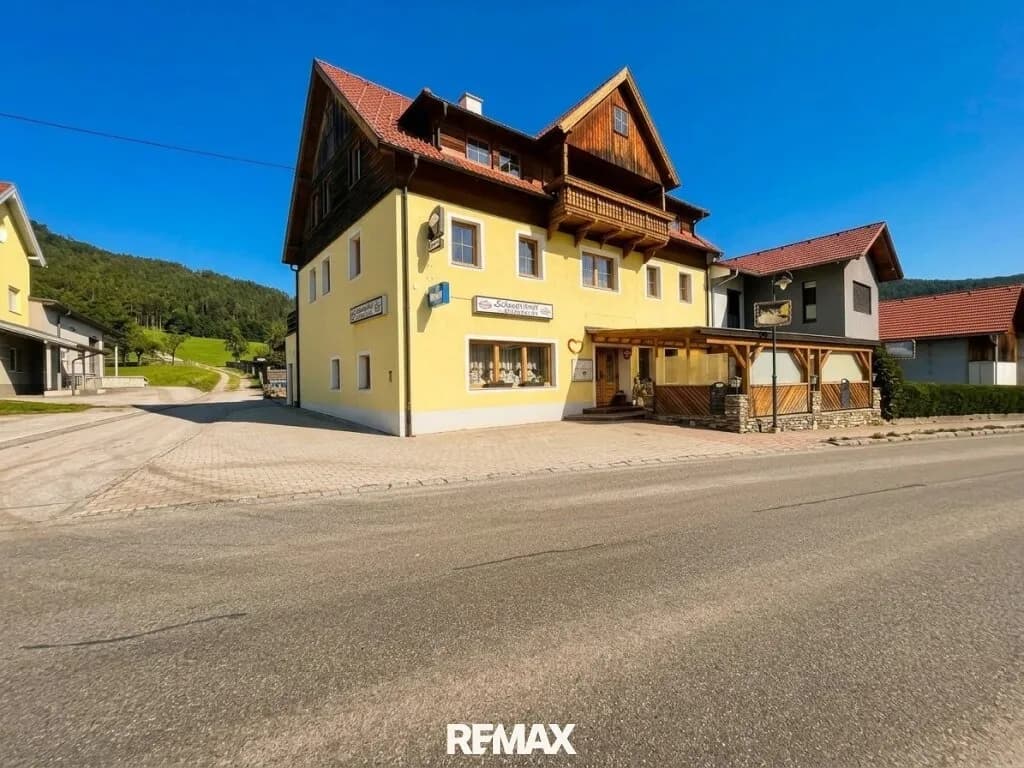 Gewerbeimmobilie kaufen in Neunkirchen – 925 m², € 390.000