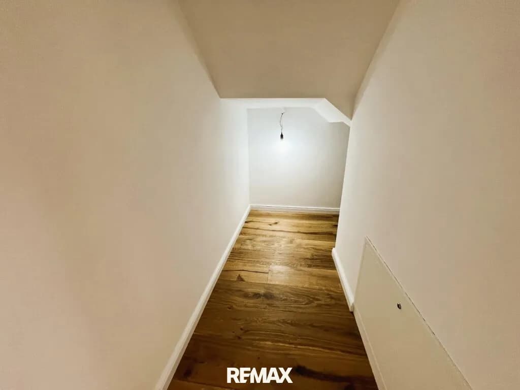 5-Zimmer-Haus kaufen in Neunkirchen – 165 m², € 460.000 – Bild 7 von 30