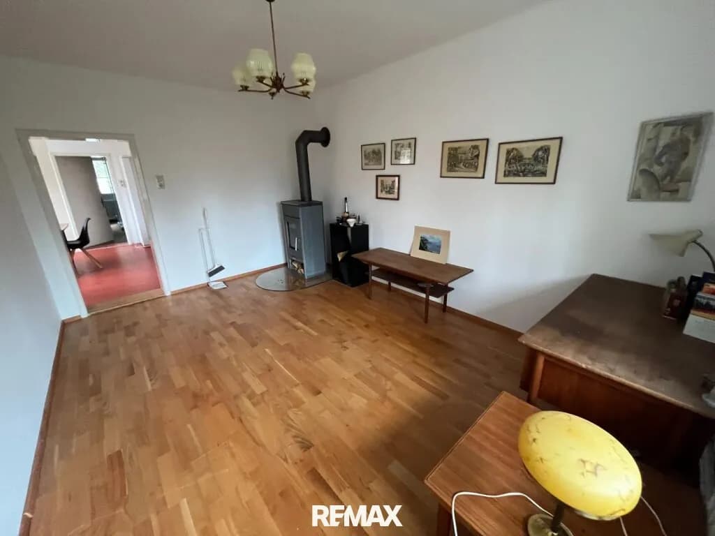 Haus kaufen in Neunkirchen – 181 m², € 190.000 – Bild 8 von 24