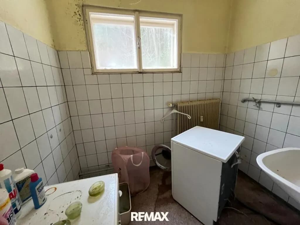 Haus kaufen in Neunkirchen – 181 m², € 190.000 – Bild 16 von 24