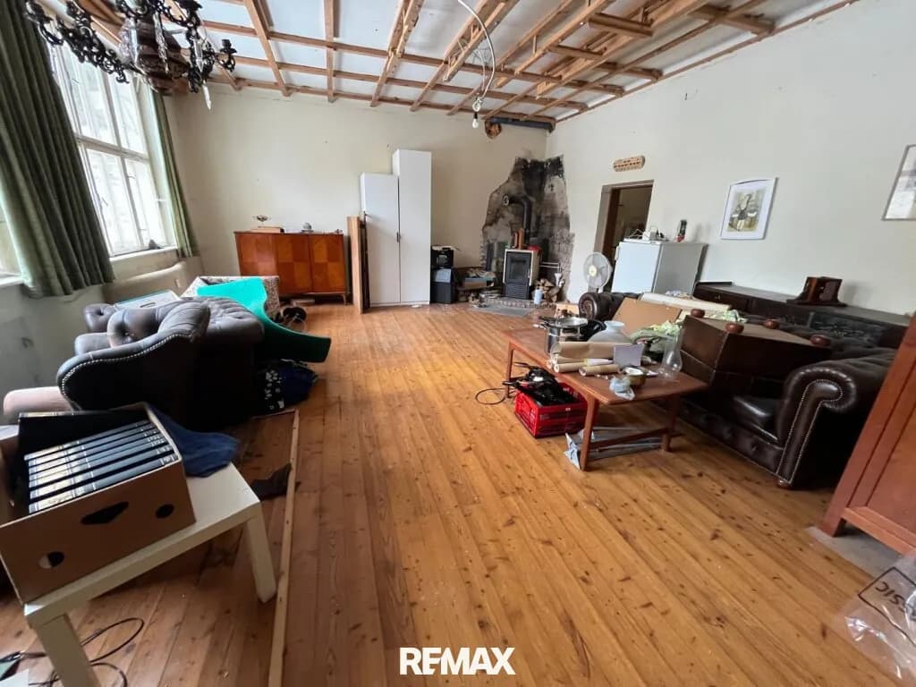 Haus kaufen in Neunkirchen – 181 m², € 190.000 – Bild 19 von 24