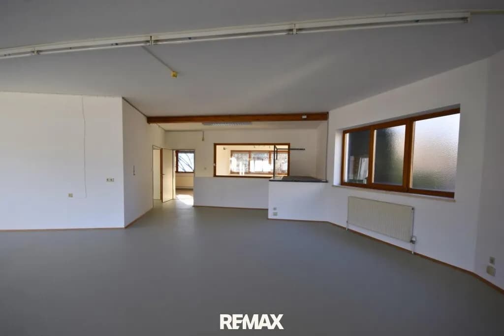 Gewerbeimmobilie mieten in Innsbruck-Land – 380 m², € 2.910 – Bild 3 von 4