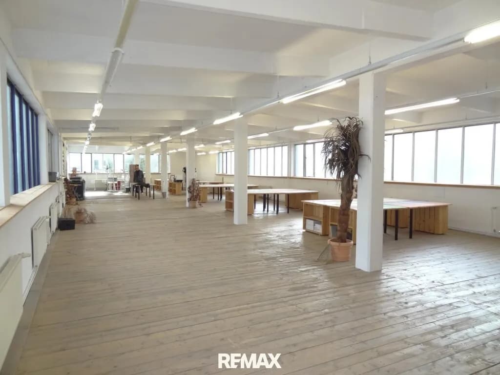 3-Zimmer-Gewerbeimmobilie mieten in Innsbruck – 395 m², € 5.547