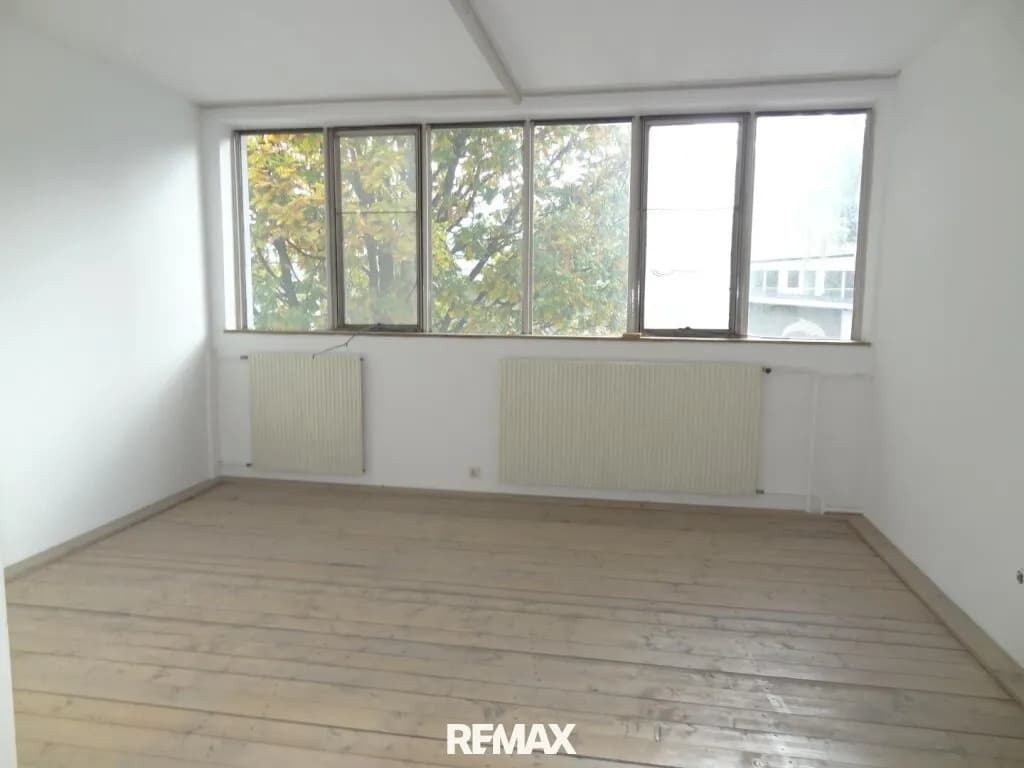3-Zimmer-Gewerbeimmobilie mieten in Innsbruck – 395 m², € 5.547 – Bild 3 von 4