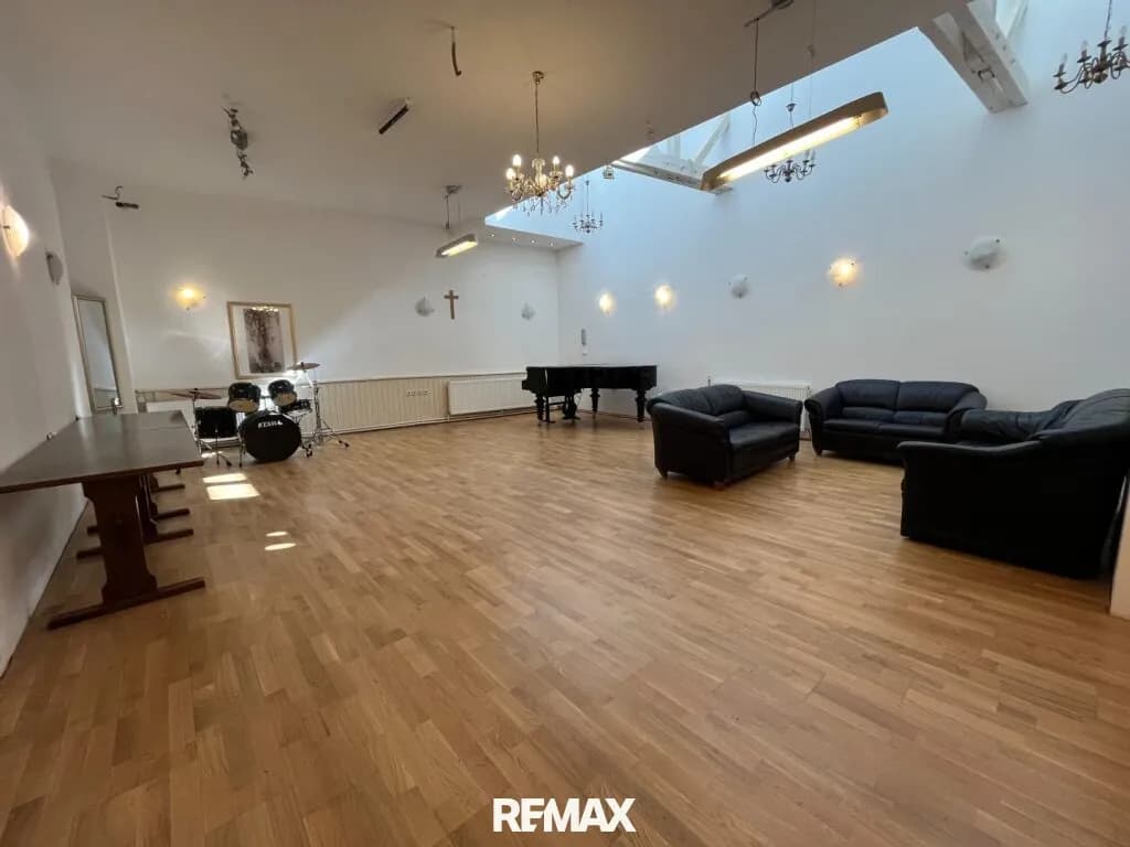 11-Zimmer-Haus kaufen in Baden – 484 m², € 399.000 – Bild 3 von 35