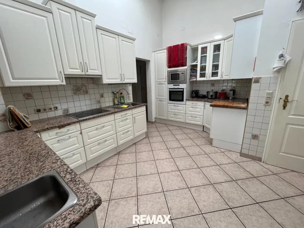 11-Zimmer-Haus kaufen in Baden – 484 m², € 399.000 – Bild 11 von 35