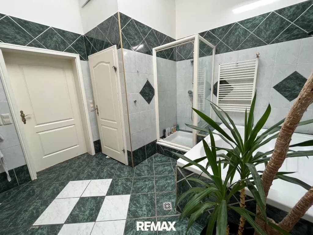 11-Zimmer-Haus kaufen in Baden – 484 m², € 399.000 – Bild 22 von 35
