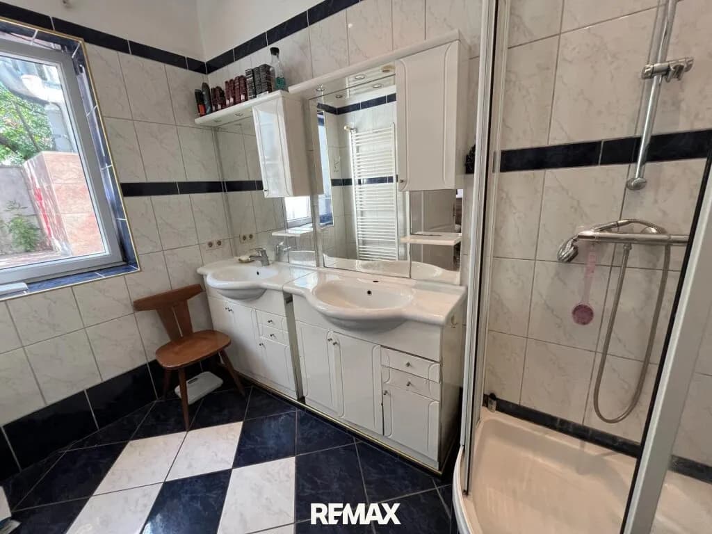 11-Zimmer-Haus kaufen in Baden – 484 m², € 399.000 – Bild 24 von 35