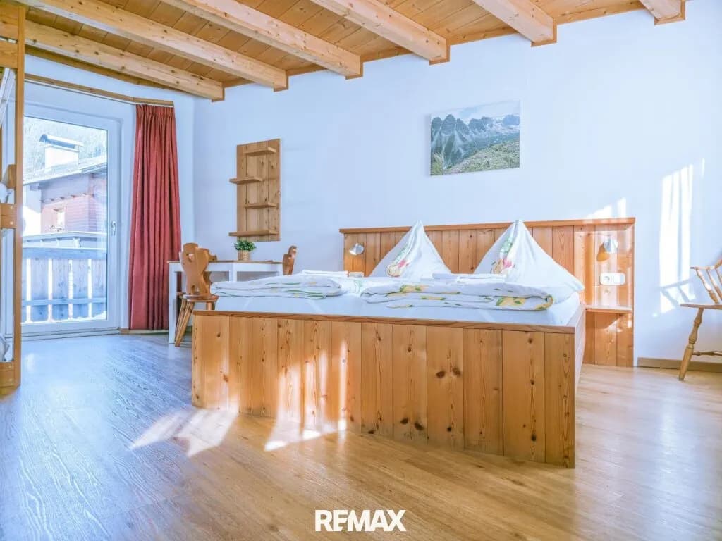 9-Zimmer-Gewerbeimmobilie kaufen in Innsbruck-Land – 474 m² – Bild 4 von 39