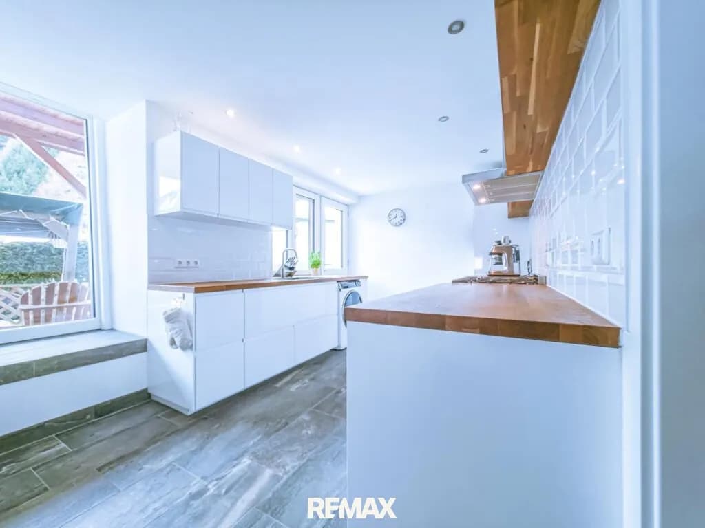 9-Zimmer-Gewerbeimmobilie kaufen in Innsbruck-Land – 474 m² – Bild 32 von 39