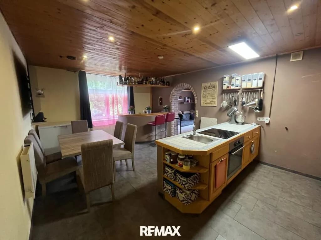 3-Zimmer-Wohnung kaufen in Neunkirchen – 93 m², € 149.000 – Bild 4 von 23