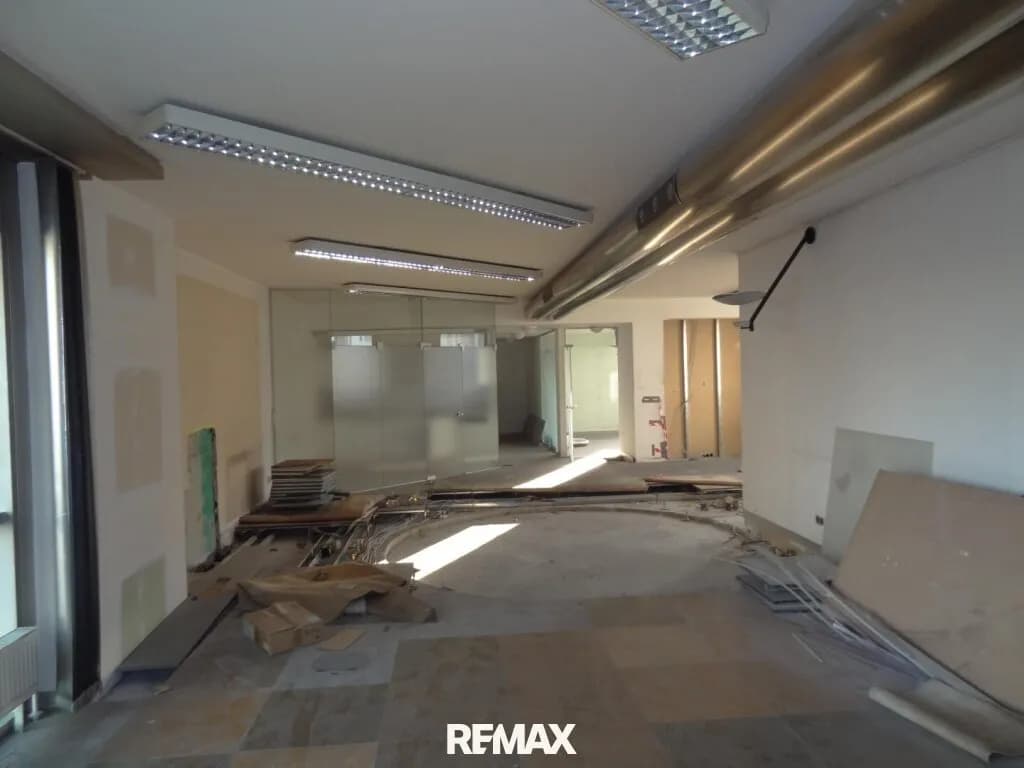 Gewerbeimmobilie mieten in Innsbruck – 206 m² – Bild 2 von 2