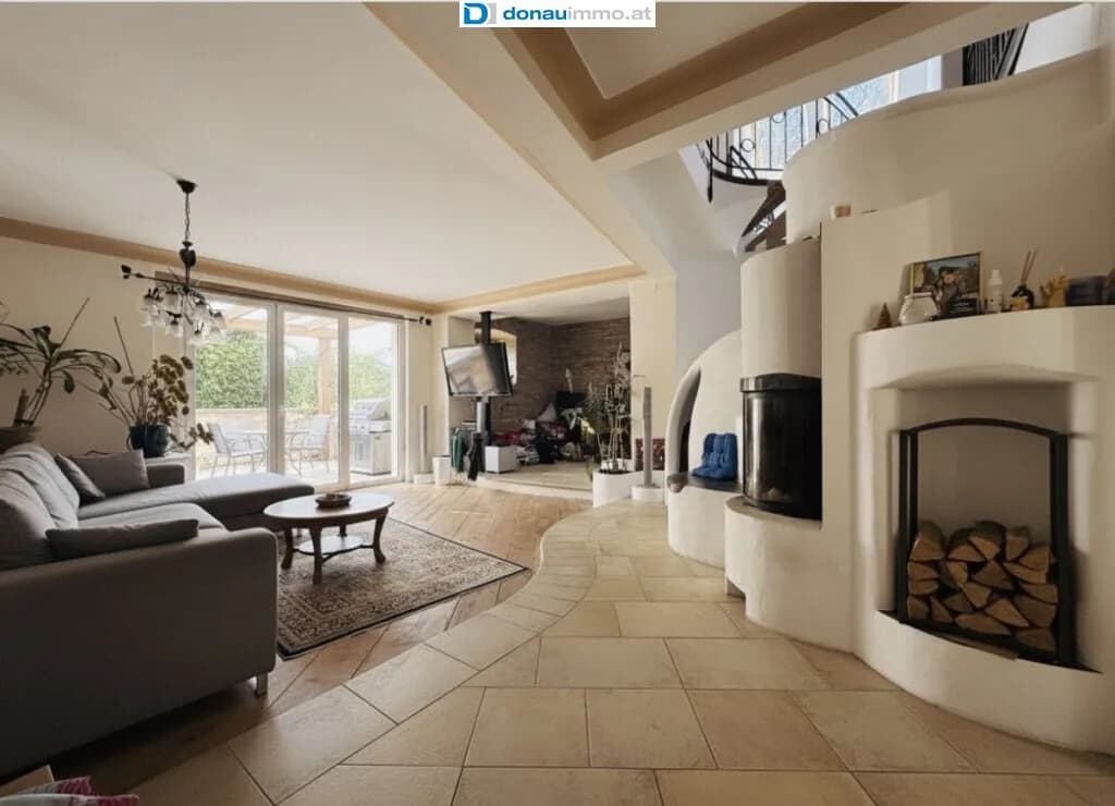 Haus kaufen in Krems Land – 250 m², € 670.000 – Bild 2 von 30