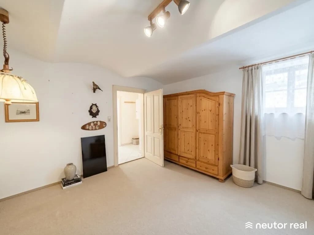 9-Zimmer-Haus kaufen in Baden – 283 m², € 989.000 – Bild 14 von 23