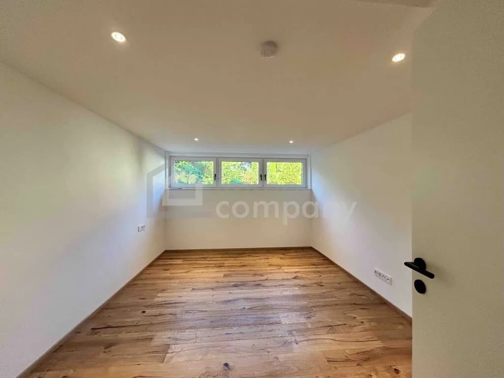 2-Zimmer-Wohnung mieten in Hallein – 105 m², € 2.193 – Bild 5 von 10