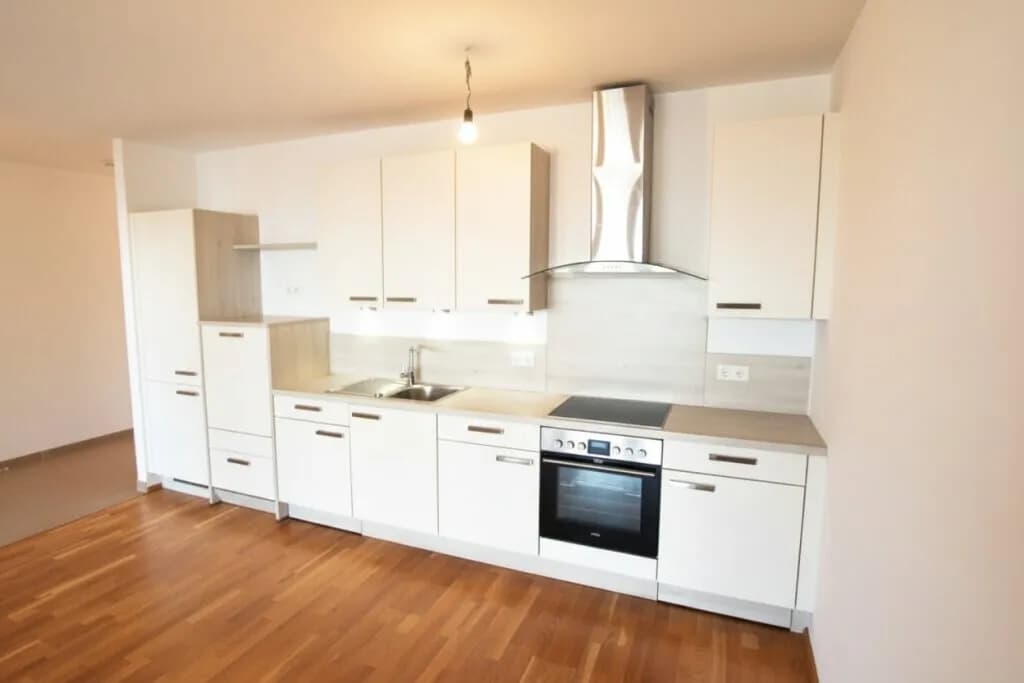 3-Zimmer-Wohnung mieten in Tulln – 94,54 m², € 1.396 – Bild 2 von 12