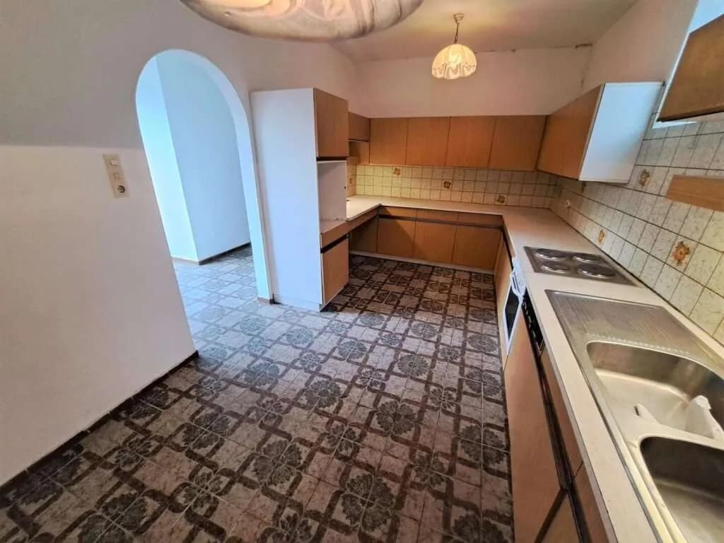 14-Zimmer-Haus kaufen in Hollabrunn – 310 m², € 290.000 – Bild 21 von 30