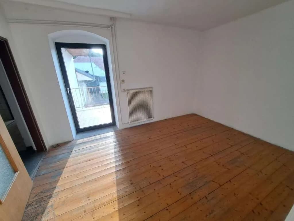14-Zimmer-Haus kaufen in Hollabrunn – 310 m², € 290.000 – Bild 25 von 30