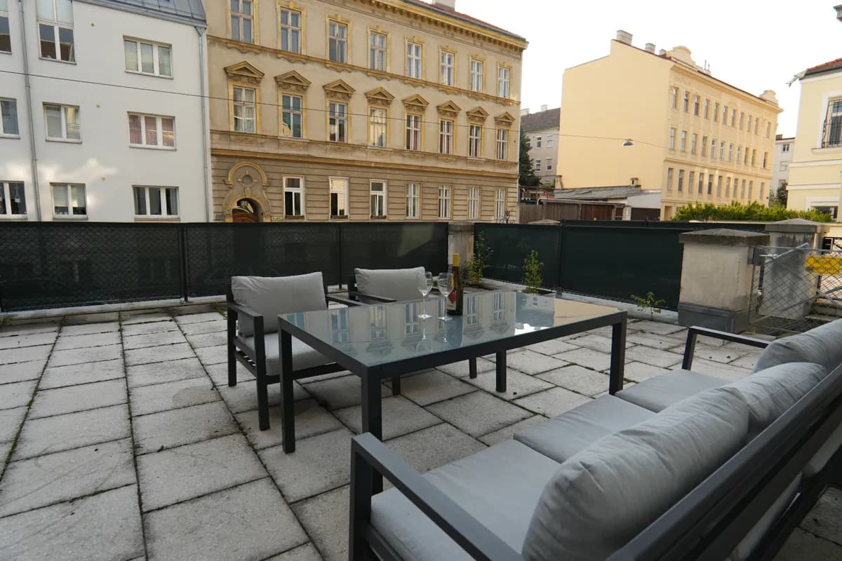 3-Zimmer-Wohnung mieten in Wien – 75 m², € 2.500 – Bild 1 von 27