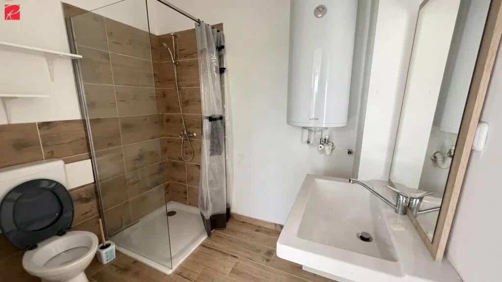 6-Zimmer-Gewerbeimmobilie kaufen in Baden – 126 m², € 299.000 – Bild 5 von 7