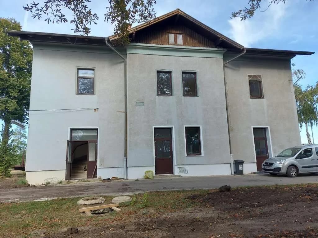 10-Zimmer-Gewerbeimmobilie kaufen in Hollabrunn – 281 m², € 299.000