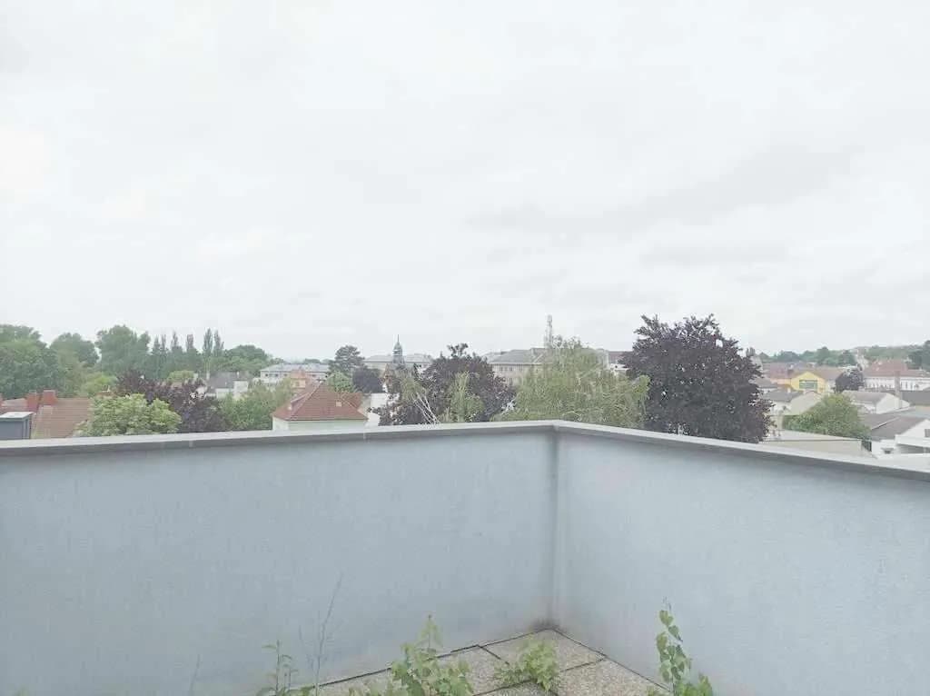 6-Zimmer-Gewerbeimmobilie mieten in Mistelbach – 74 m², € 1.073 – Bild 2 von 22