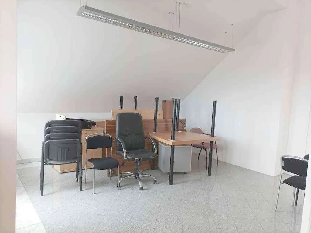 6-Zimmer-Gewerbeimmobilie mieten in Mistelbach – 74 m², € 1.073 – Bild 6 von 22