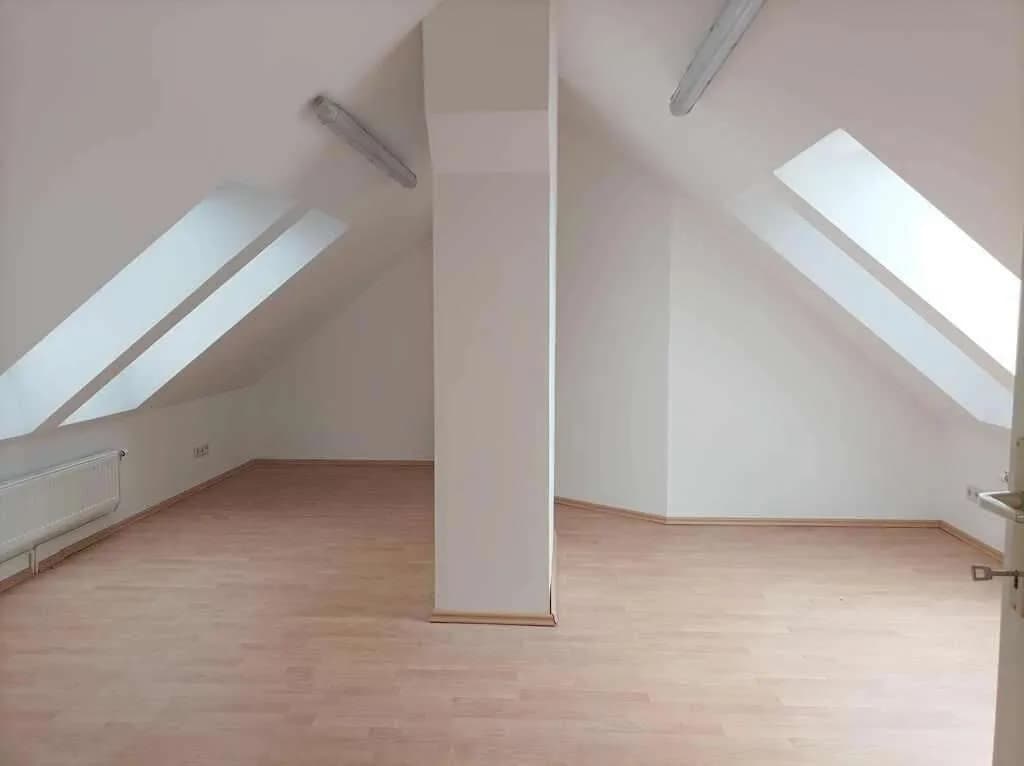6-Zimmer-Gewerbeimmobilie mieten in Mistelbach – 74 m², € 1.073 – Bild 10 von 22