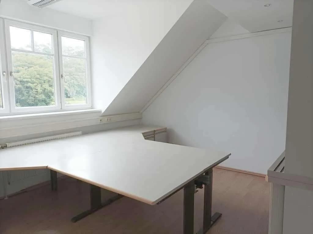 6-Zimmer-Gewerbeimmobilie mieten in Mistelbach – 74 m², € 1.073 – Bild 12 von 22