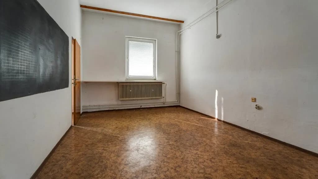 Immobilie kaufen in Gänserndorf – 2 858 m², € 890.000 – Bild 12 von 35