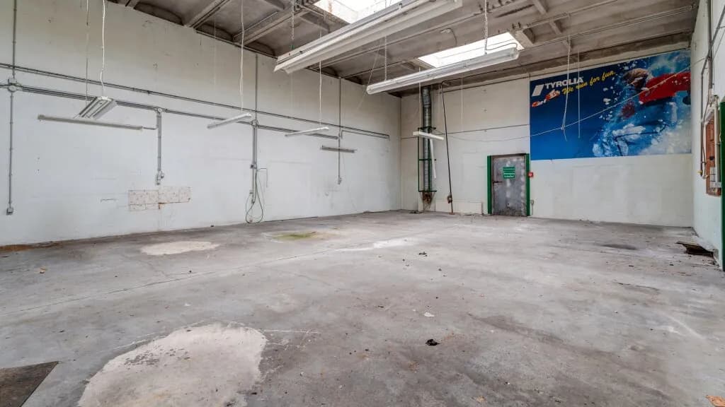 Immobilie kaufen in Gänserndorf – 2 858 m², € 890.000 – Bild 30 von 35