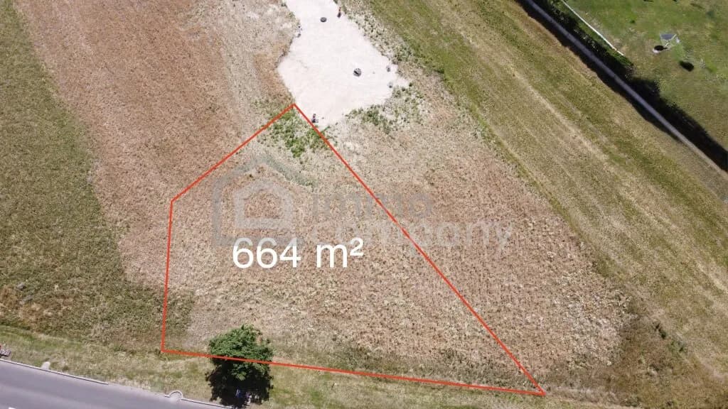 Grundstück kaufen in Wiener Neustadt Land – 664 m², € 145.000 – Bild 2 von 3