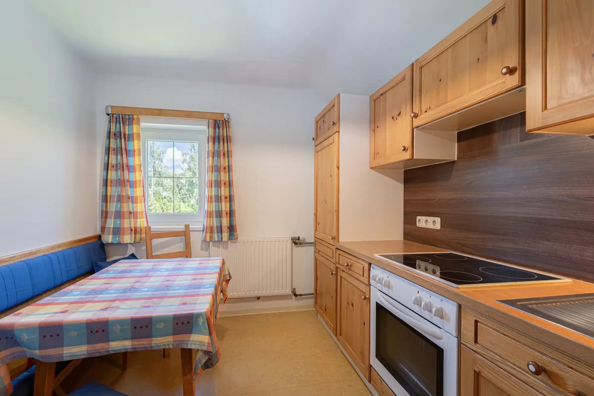 3-Zimmer-Gewerbeimmobilie mieten in Kitzbühel – 70 m², € 1.083 – Bild 4 von 8