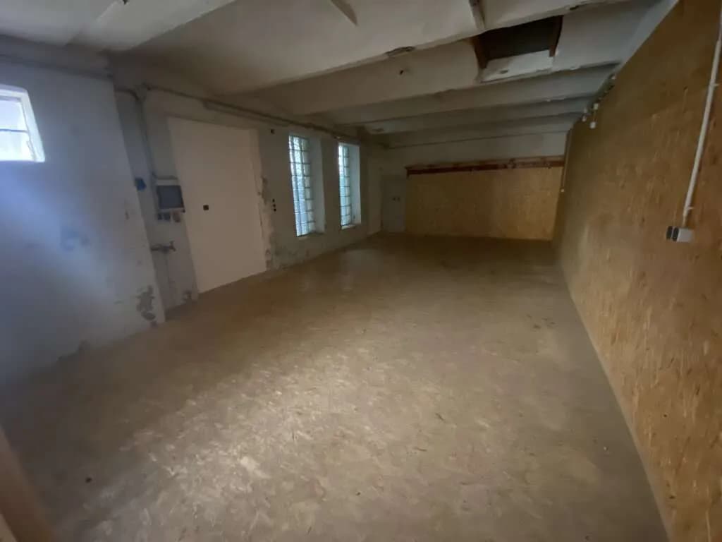 Gewerbeimmobilie mieten in Korneuburg – 70 m², € 500