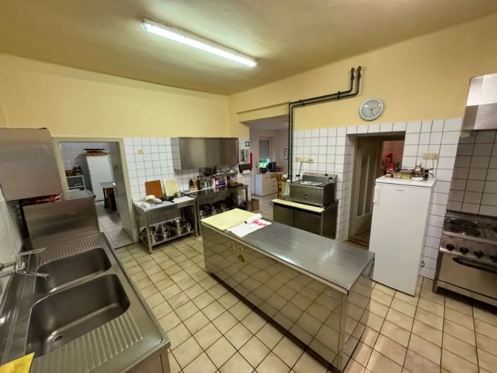 15-Zimmer-Gewerbeimmobilie kaufen in Jennersdorf – 700 m², € 399.000 – Bild 24 von 70