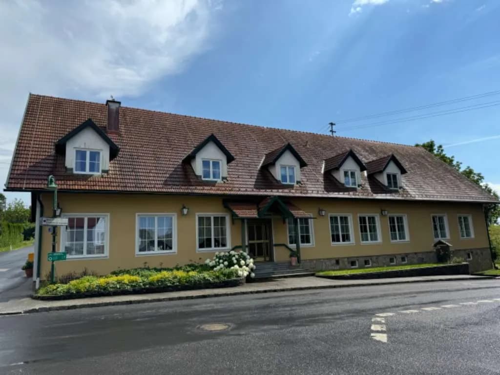 15-Zimmer-Gewerbeimmobilie kaufen in Jennersdorf – 700 m², € 399.000 – Bild 70 von 70