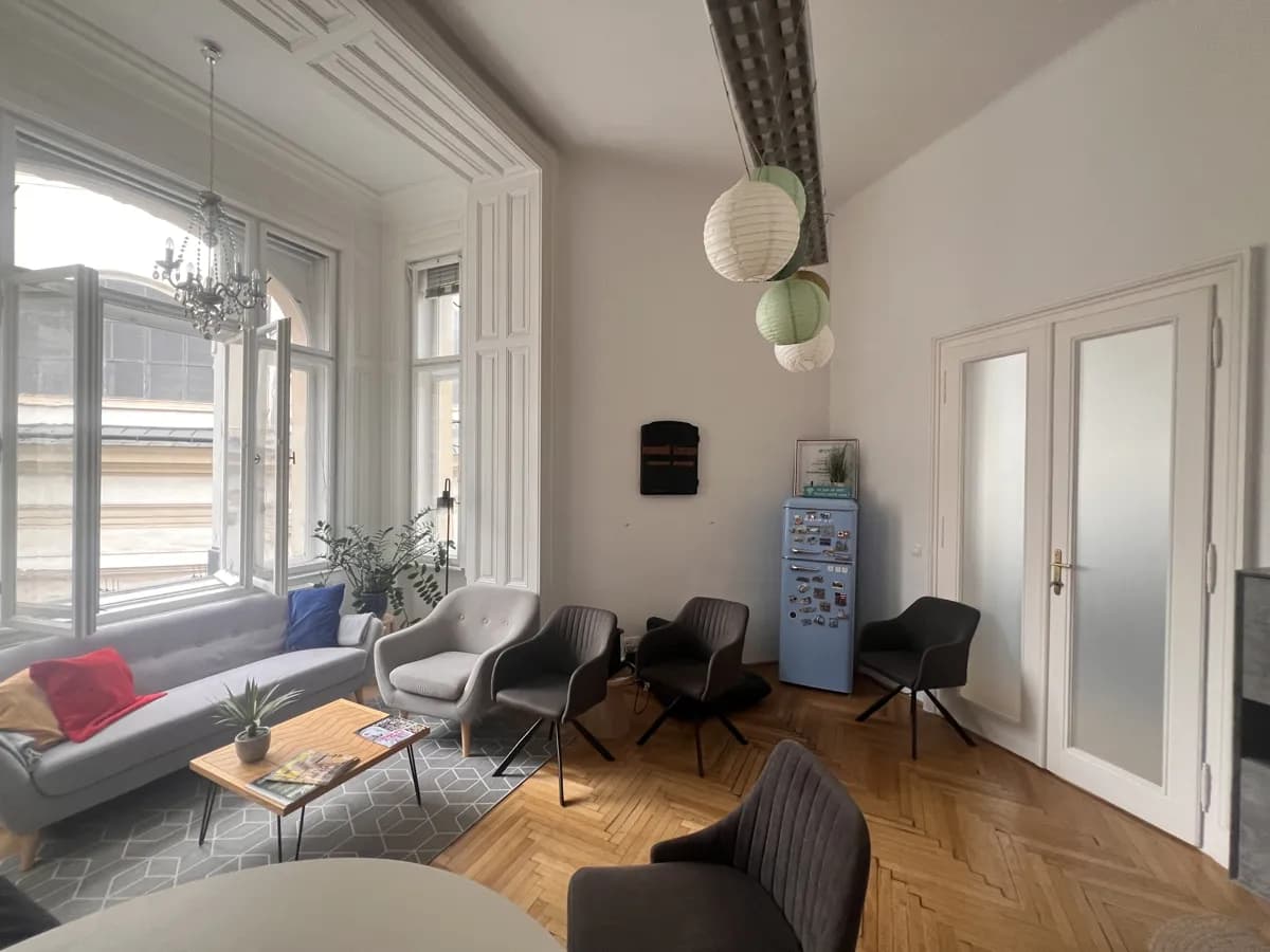 8-Zimmer-Gewerbeimmobilie mieten in Wien – 215 m², € 4.860 – Bild 3 von 24