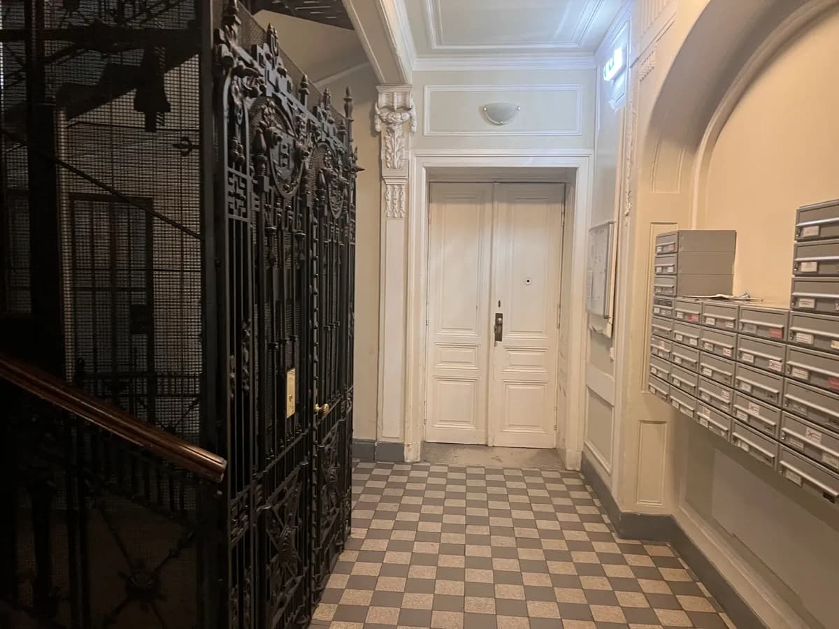 8-Zimmer-Gewerbeimmobilie mieten in Wien – 215 m², € 4.860 – Bild 17 von 24